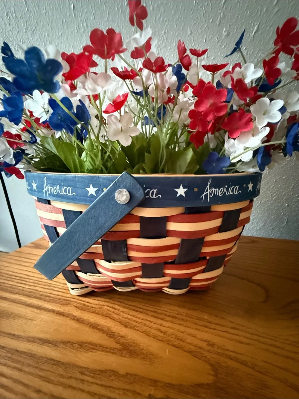 Have A Floral 4th! Patriotic Red, White & Blue Floral Basket and Mason Jar Décor